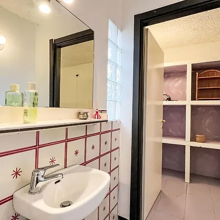 Nisso By Interhome